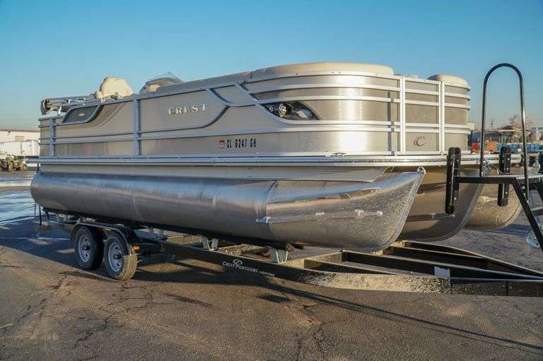 2013 Caribbean Crest 230 CP3 Pontoon Boat, Mecury Four Stroke Outboard