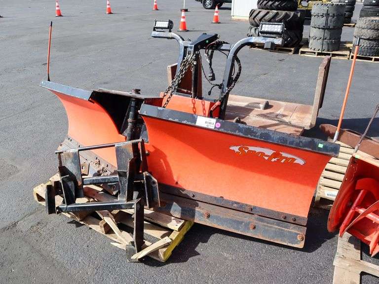 Sno Pro 8' VPlow Snow Plow Attachment Roller Auctions