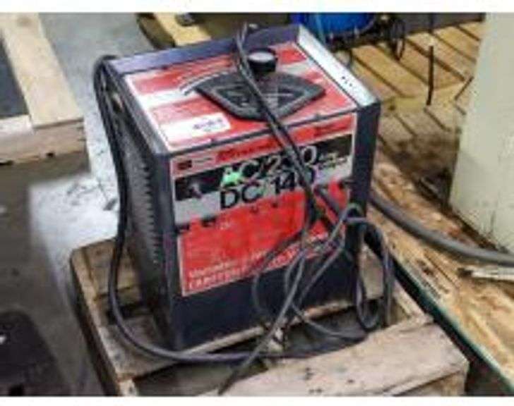 Craftsman AC/DC 230/140 Arc Welder - Roller Auctions