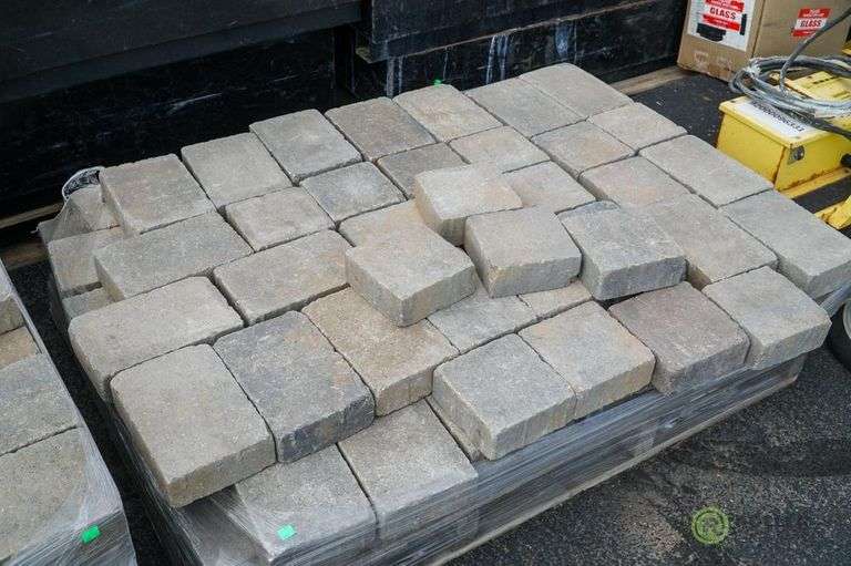 (2) Pallets of Landscape Pavers Roller Auction