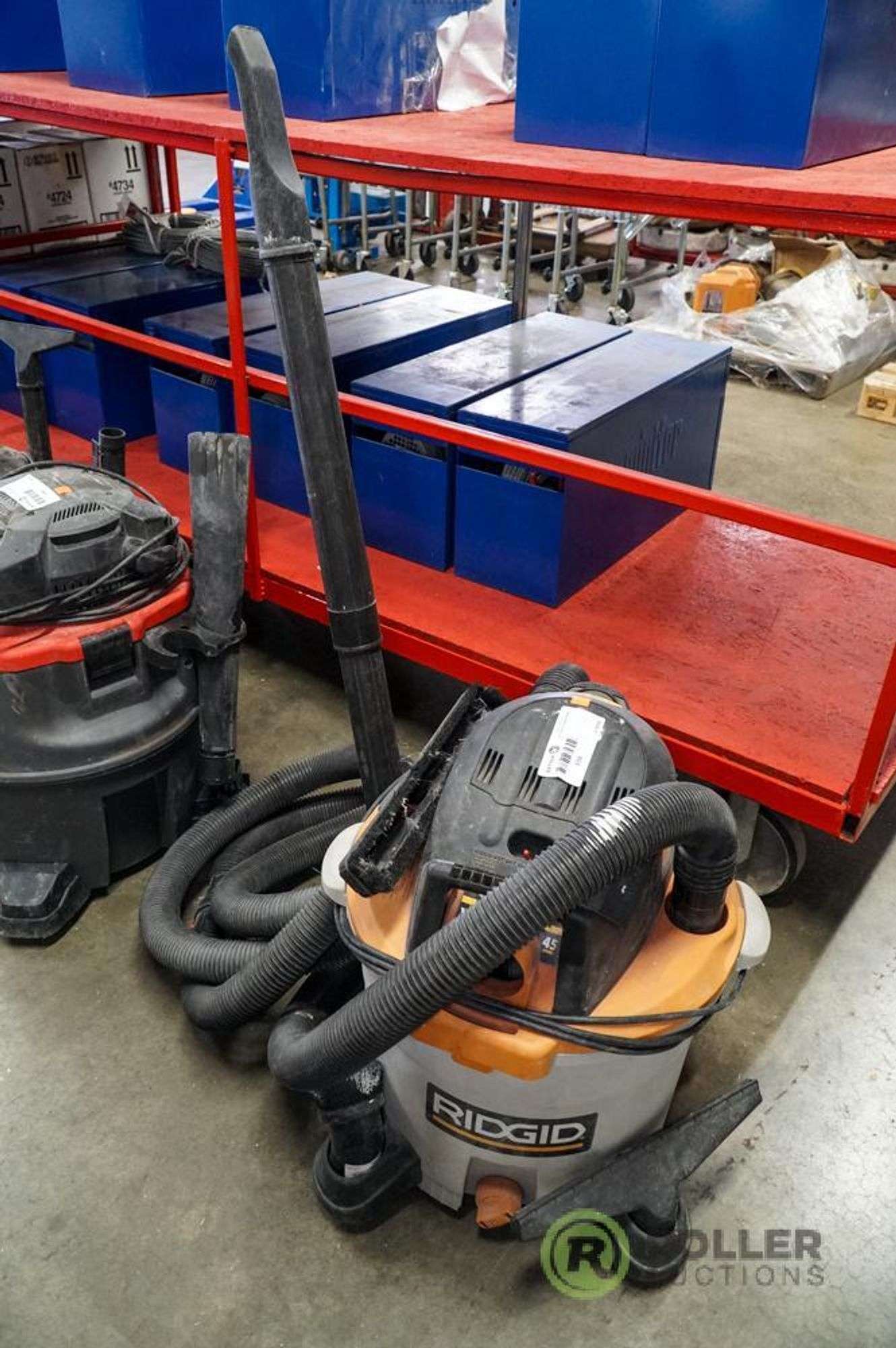 Ridgid WD12450 Shop Vacuum - Roller 