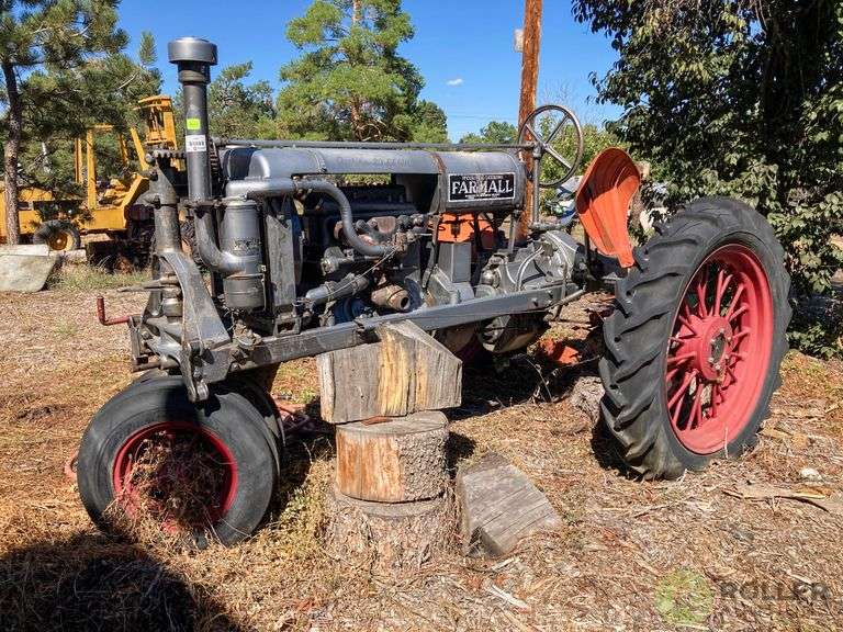 McCormick Deering Farmall Farm Tractor, Gas, Harvest King 11.236 Rear