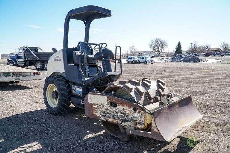 INGERSOLL RAND SD45DTF RideOn Sheepsfoot Roller, 56in Drum, Pad Foot