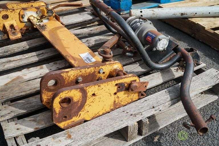 Case 1845C Quick Attach Bucket and Warn 2500Lb Winch Roller Auctions