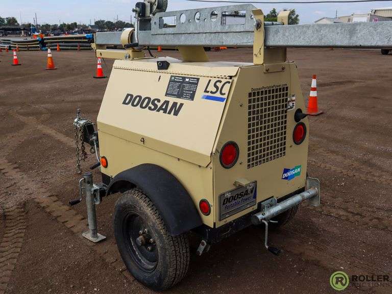 2012 Doosan LSC Towable Light Tower Roller Auctions