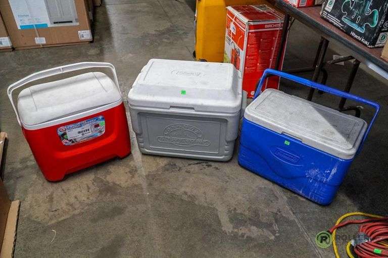 (3) Ice Chests Roller Auctions