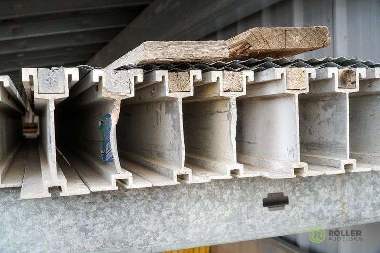 (3) 7' Aluminum Stringers and (8) 12' Aluminum Stringers Roller Auctions