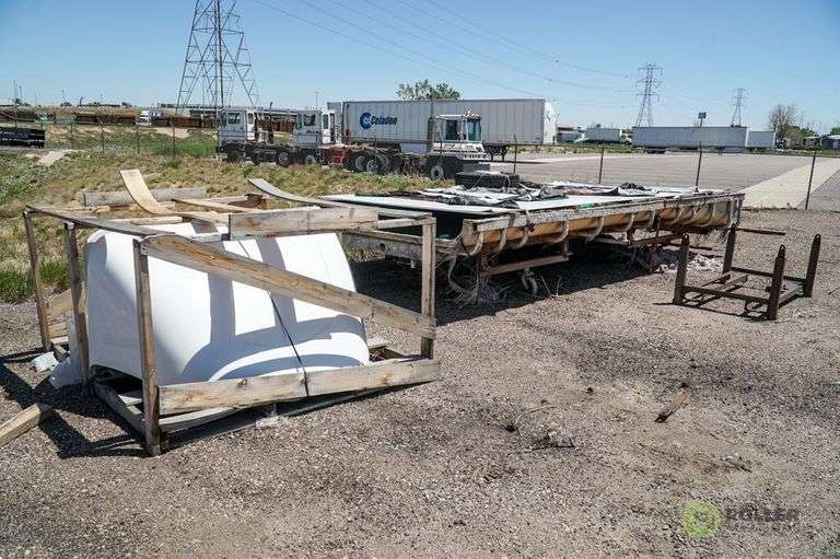 (2) Semi Truck Roof Wind Deflectors Roller Auctions