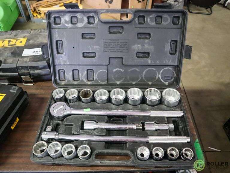 Pittsburgh 20Piece Jumbo Socket Set, 3/4" Drive, 7/8" 2" Sockets