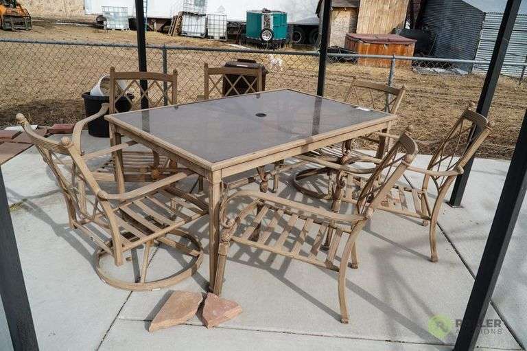 6' x 3' Glass Top Patio Table With (6) Chairs Roller Auctions