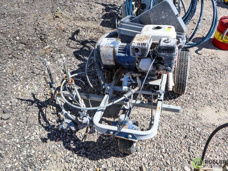 Graco LineLazer 3900 2 WalkBehind Paint Striper (Inoperable) Roller