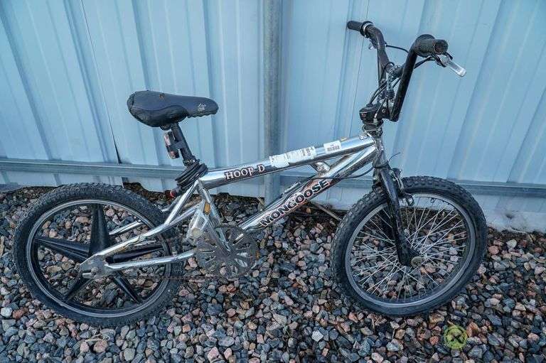 mongoose hoop d bmx bike