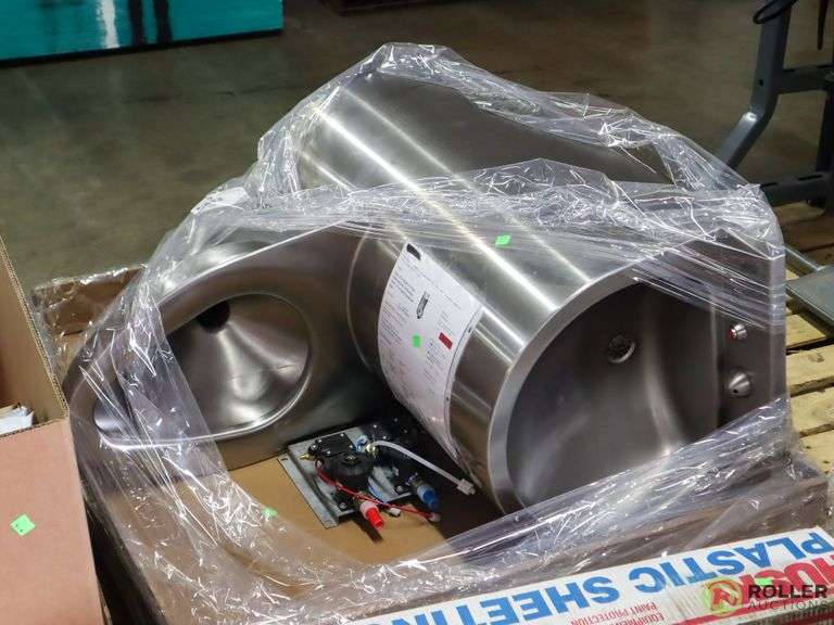 Acorn 12" Prison Toilet / Sink Combo - Roller Auctions