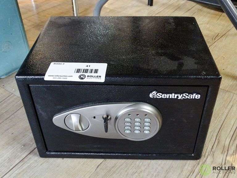Sentry Safe X055 Security Safe With Key Roller Auctions