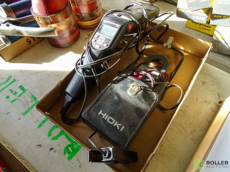 Tray of Hioki 3100 ClampOn Hi Tester With Case and Innova 3568