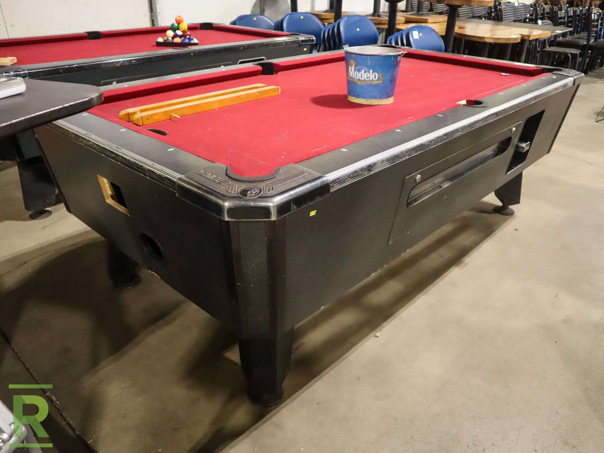 Valley Cougar Pool Table