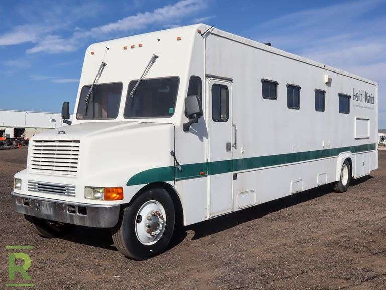 1996 International 3800 RWD Mobile Office Roller Auctions