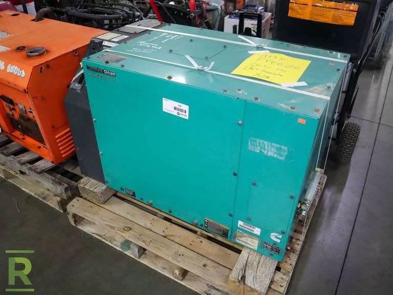 Onan 12HQDPB6038A RV Generator, Diesel, 240V, 20Amp (Inverters Going