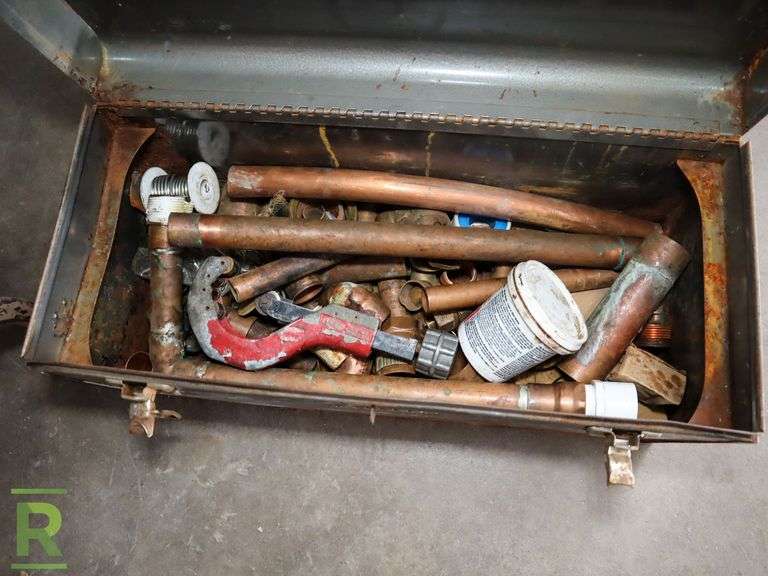 Toolbox With Pipe Fittings and Cutters Roller Auctions