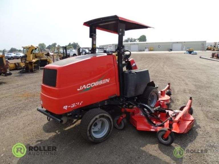 2012 Jacobsen R311T Batwing Mower, 4Cylinder Diesel, Hour Meter Reads