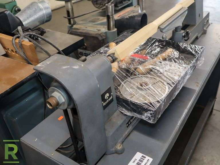 Rockwell 46111 Wood Lathe and Lathe Hand Tools Roller Auctions