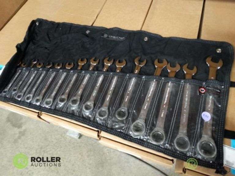 Wright 18Piece Combination Wrench Set, Metric Roller Auctions