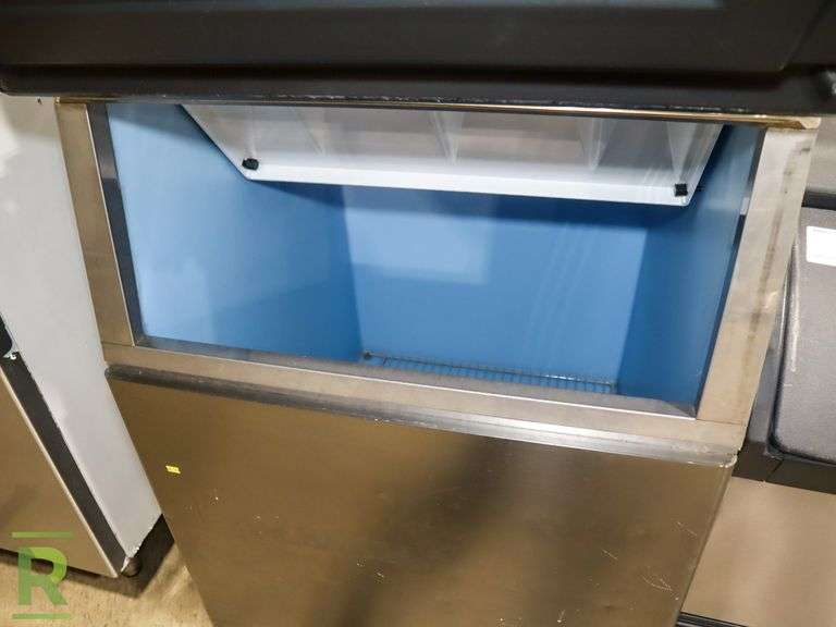 Hoshizaki KM515MAH Air Cooled Ice Maker With Catch Bin Roller Auctions