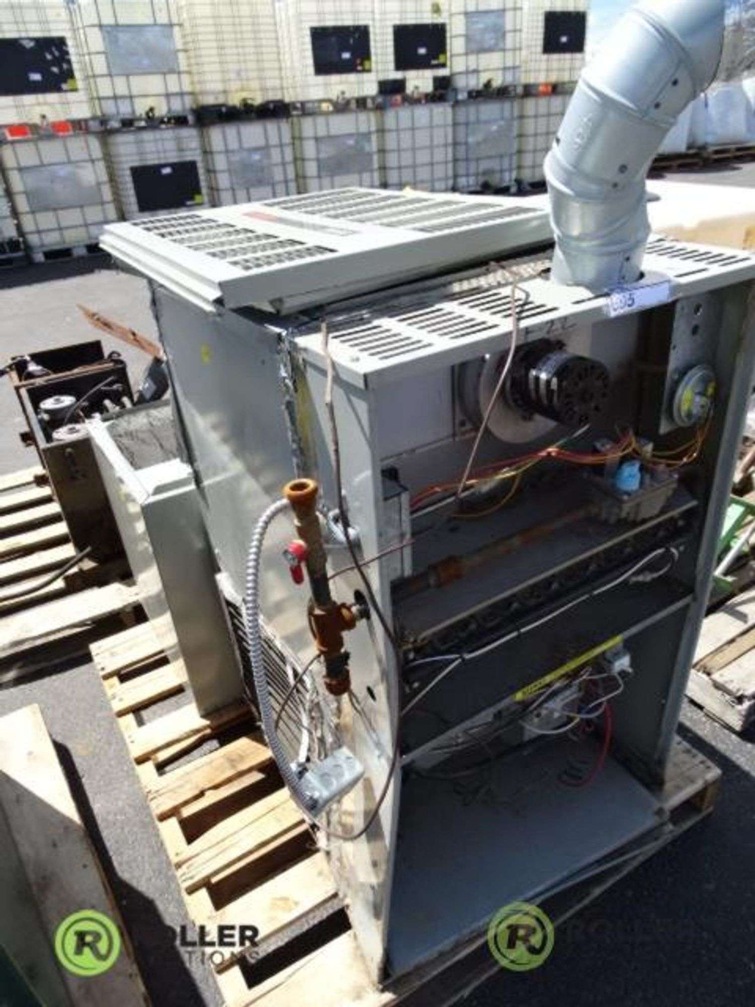 Trane XE80 140000-BTU Forced Air Furnace With A/C A-Coil - Roller Auctions