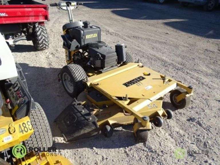 HUSTLER Walk Behind Mower, Kawasaki Gas Engine, 52in Deck, Blown Engine