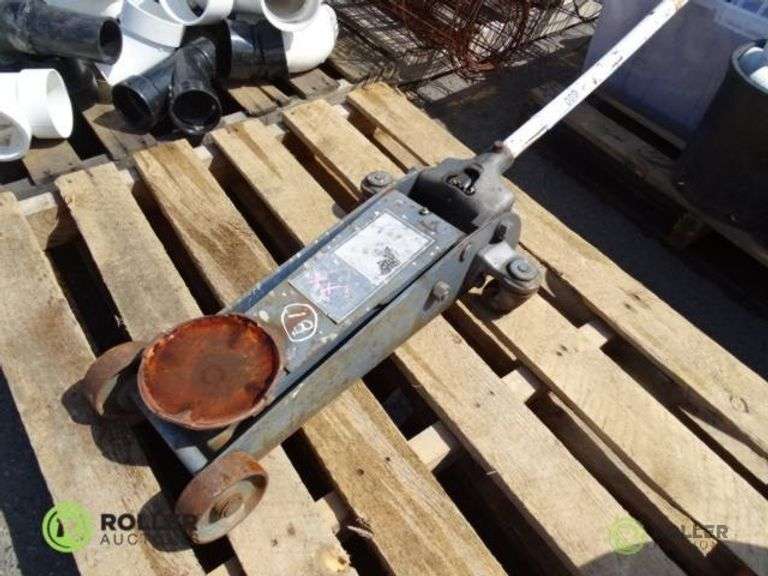 Sears 2Ton Hydraulic Floor Jack (Not Working) Roller Auctions