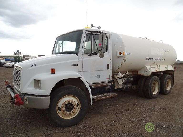 2000 FREIGHTLINER FL80 T/A Water Truck, Cummins 24Valve, 5.9L
