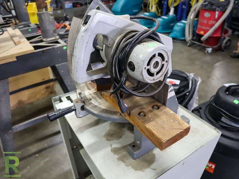 Rockwell Miter Box With Stand - Roller Auctions