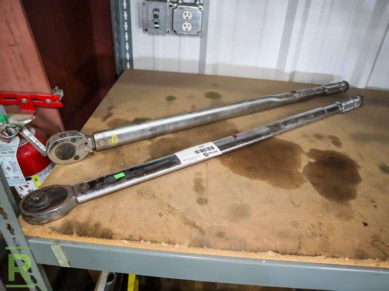 (2) Torque Wrenches - Roller Auctions
