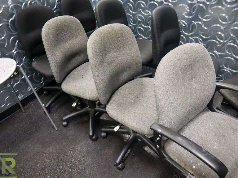 (9) Office Chairs - Roller Auctions