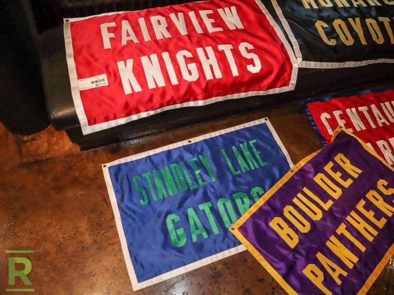 (5) Pennants - Roller Auctions