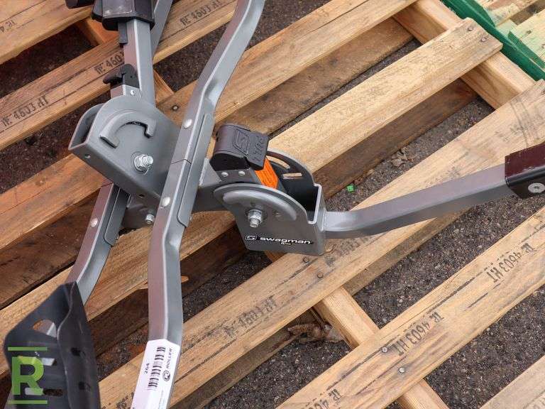 Swagman G10 Bicycle Hitch - Roller Auctions