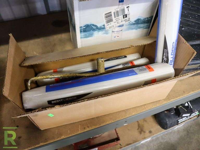 Paint Roller and Plastic Paint Trays - Roller Auctions