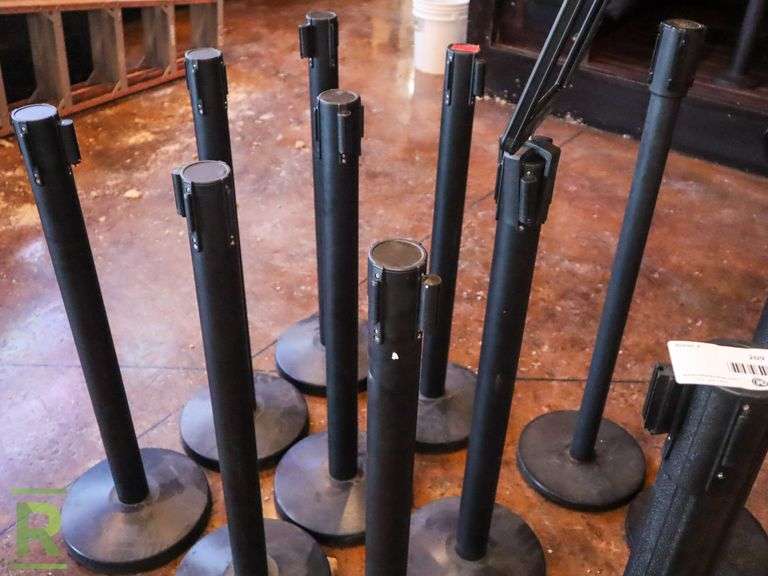 (12) Stanchions With (2) in Boxes - Roller Auctions