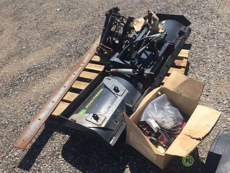 72'' John Deere LPB72JD1 Plow Attachment, Mounting Bracket, 5 Position