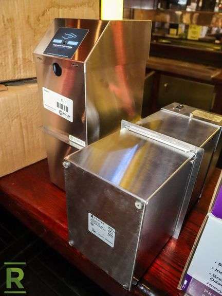 (2) Server SE-SS-TDI Touchless Dispensers - Roller Auctions