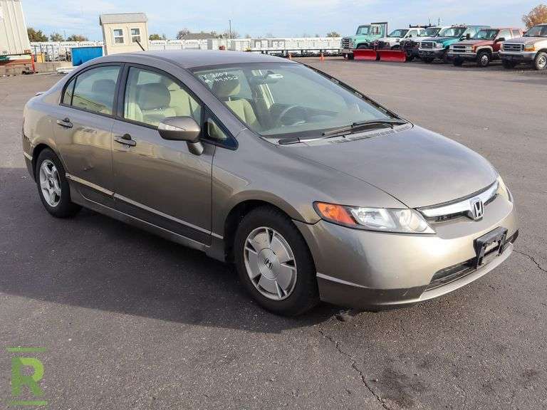 2007 Honda Civic Hybrid FWD - Roller Auctions