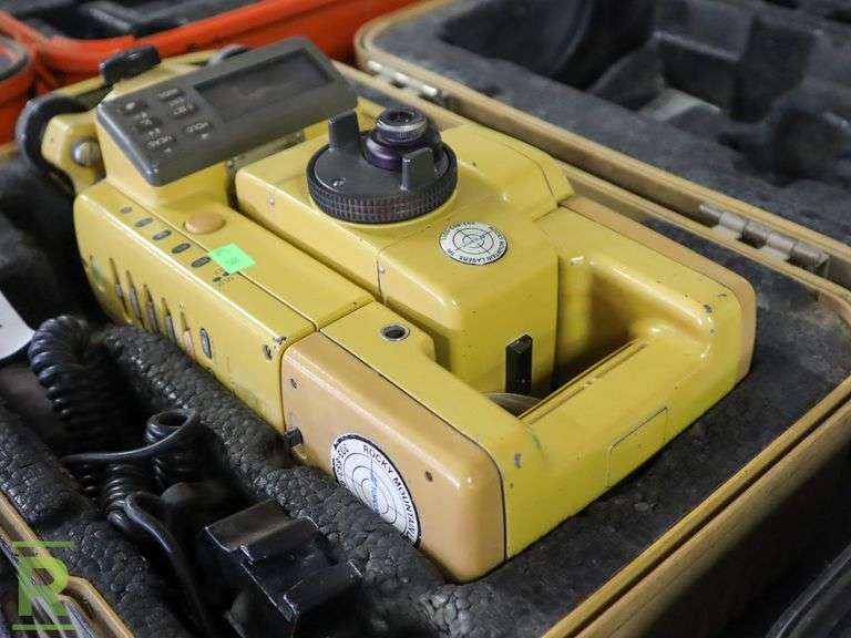 Topcon GTS-3020 Surveying Total Station - Roller Auctions