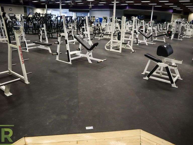 Entire Workout Area of Rubber Flooring - Roller Auctions