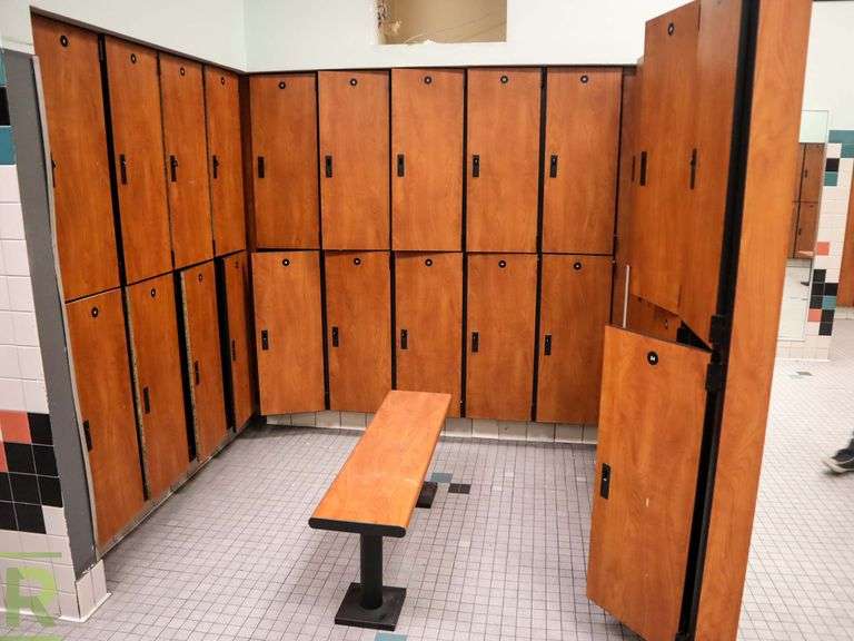 Lockers And Benches - Roller Auctions