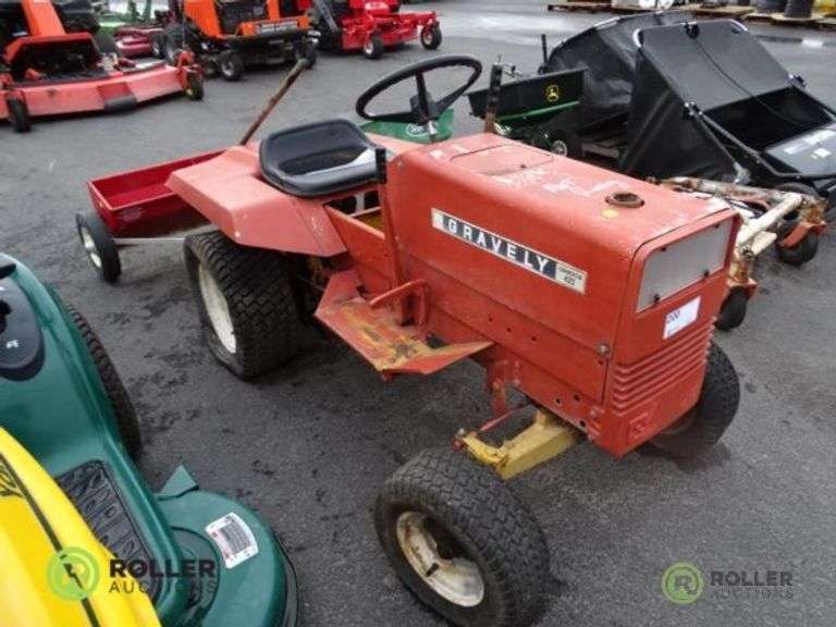 Gravely 432 Riding Lawn Tractor (Not Working) Roller Auctions