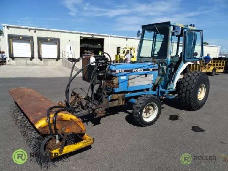Ford 2120 4WD Tractor, Enclosed Cab, Model 7109, Loader Assembly, 6ft