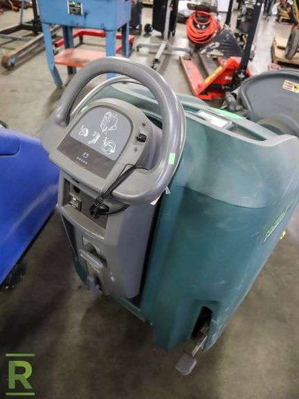 Nobles Speedgleam Floor Maintainer - Roller Auctions