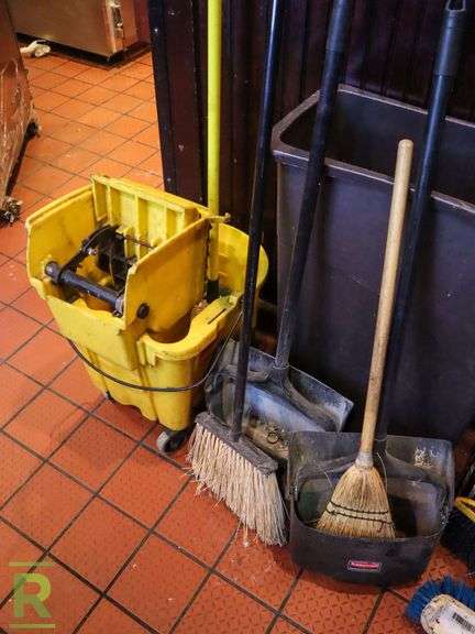Janitorial Supplies - Roller Auctions