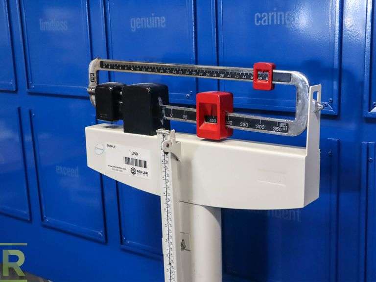 Seca Height And Weight Scale, 400lbs Capacity - Roller Auctions