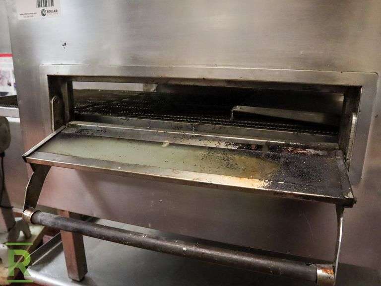 Lincoln Conveyor Oven With Equipment Stand - Roller Auctions
